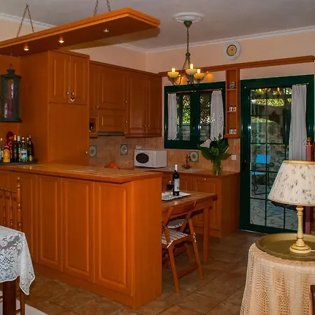 Youlelona Poros (Kefalonia)